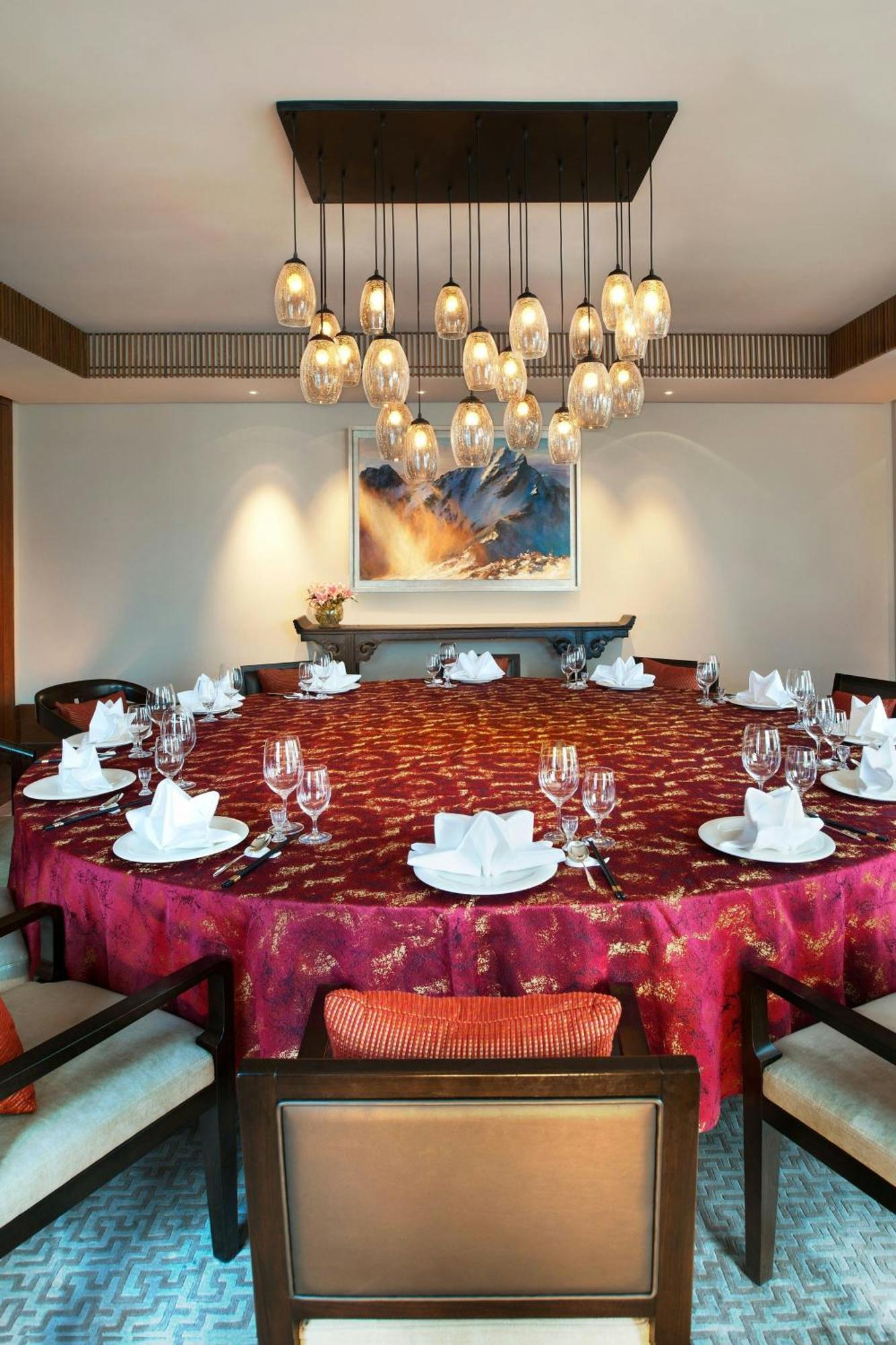 The St. Regis Lhasa Resort Exterior photo